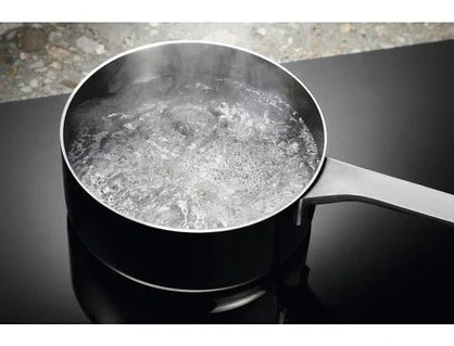 Plaque induction Electrolux Plaque de cuisson induction 78cm 4 feux noir EIV85453