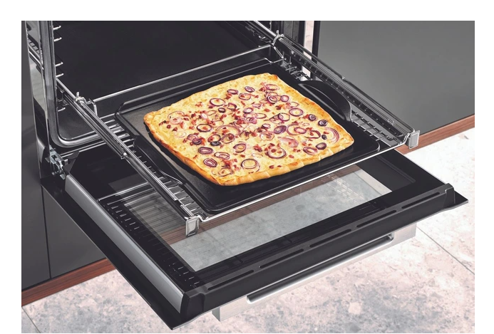 Four encastrable Miele H 2767 BP
